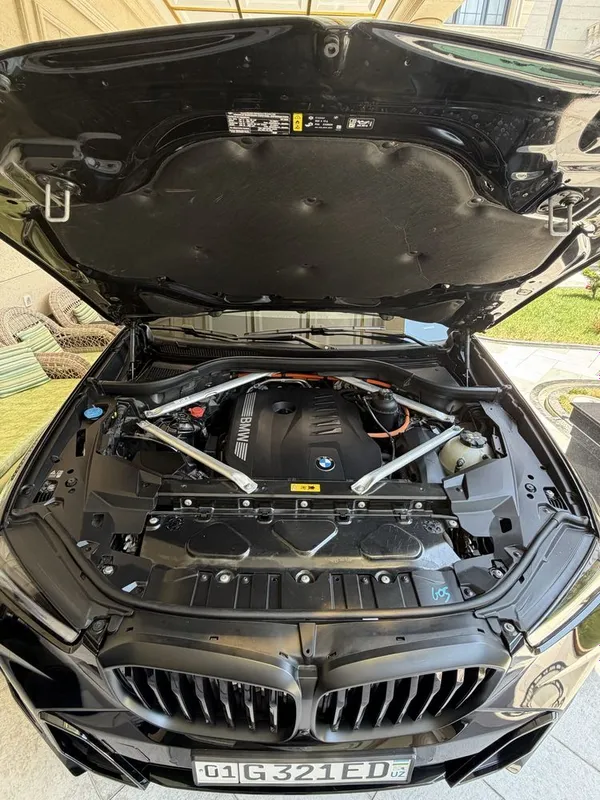 BMW X5 xDrive 50e 2025 гибрид — фото 6