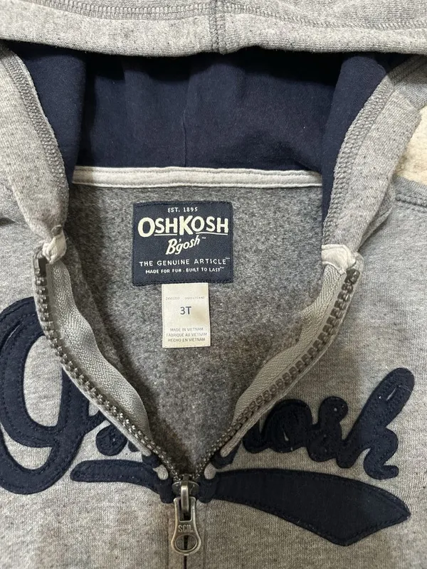 Толстовка Oshkosh на 2-3 года — фото 1