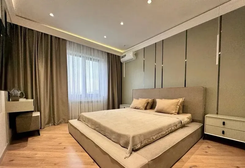 Юнусабад 15-кв • 3 комнаты • 90 м² • 5/9 этаж 8 Юнусабад 15-кв • 3 комнаты • 90 м² • 5/9 этаж 8