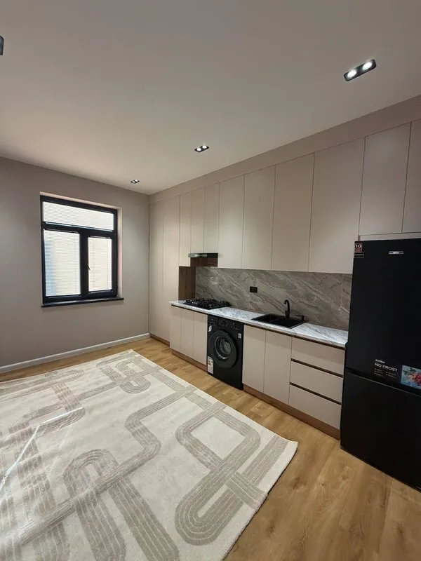 Yunusobod tumanida 50 m², 2 xonali kvartira sotiladi 5