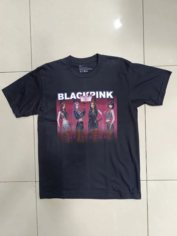 Blackpink futbolkasi Blackpink futbolkasi