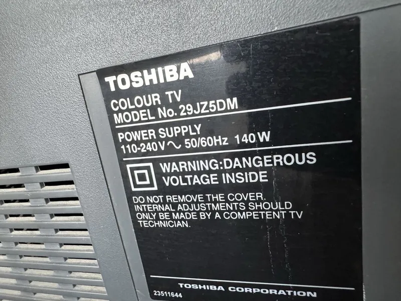 Телевизор TOSHIBA — фото 1
