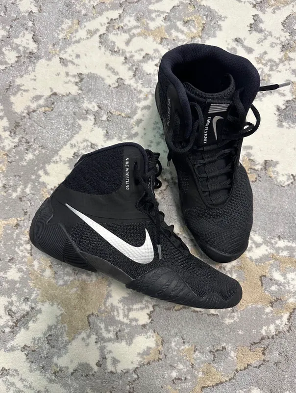 NIKE борцовка оргинал 41 размер — фото 1