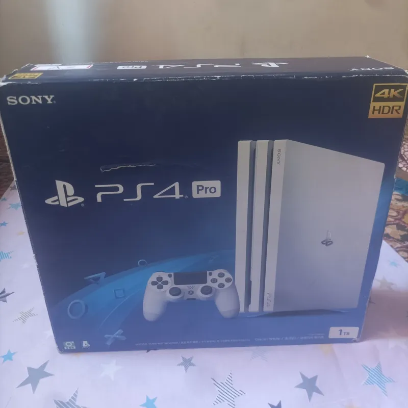 Playstation 4 Pro xotirasi 1 TB 18 ta oyini bor 2 Playstation 4 Pro xotirasi 1 TB 18 ta oyini bor 2