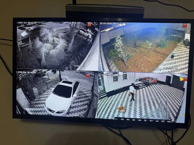 Batosh mahalla Prizident maltabi oldida 4 sotix 6 xonali uy sotiladi 6 Batosh mahalla Prizident maltabi oldida 4 sotix 6 xonali uy sotiladi 6