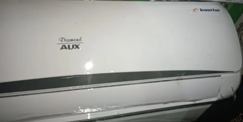 Aux 18 Inverter Kondisioner