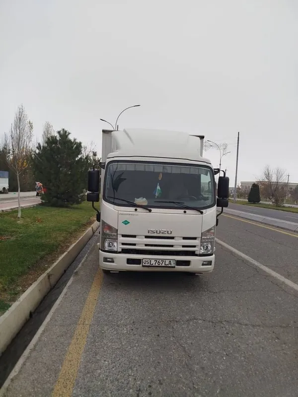Фургон на базе шасси ISUZU NPR82L (CNG) 1 Фургон на базе шасси ISUZU NPR82L (CNG) 1