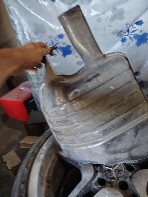 Mercedes оригинальный глушитель от W211 W212 M112 .и другие 6