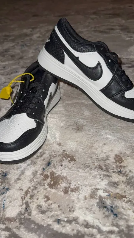 Yengi krasofka nike