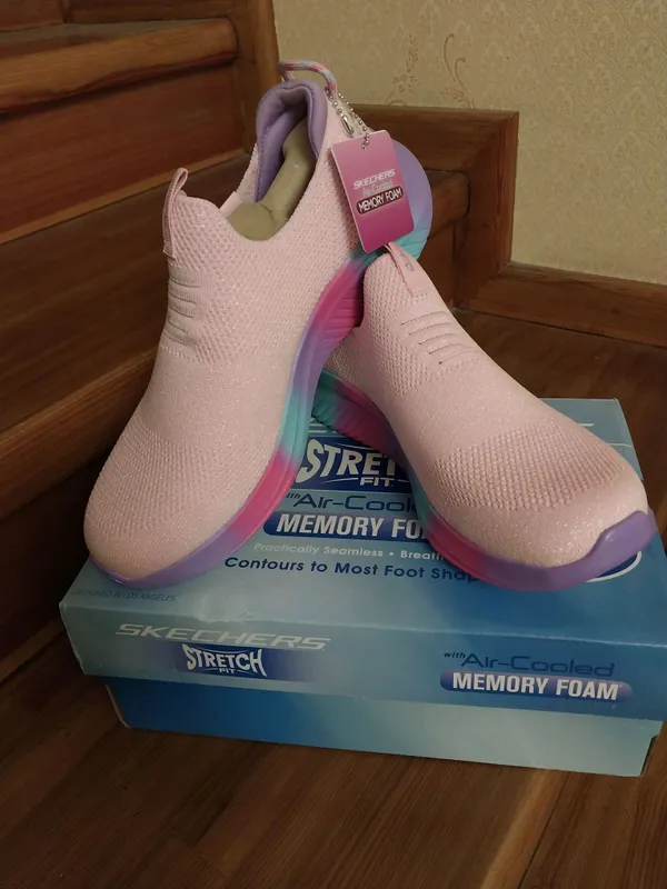 Skechers krossovkasi 1 Skechers krossovkasi 1