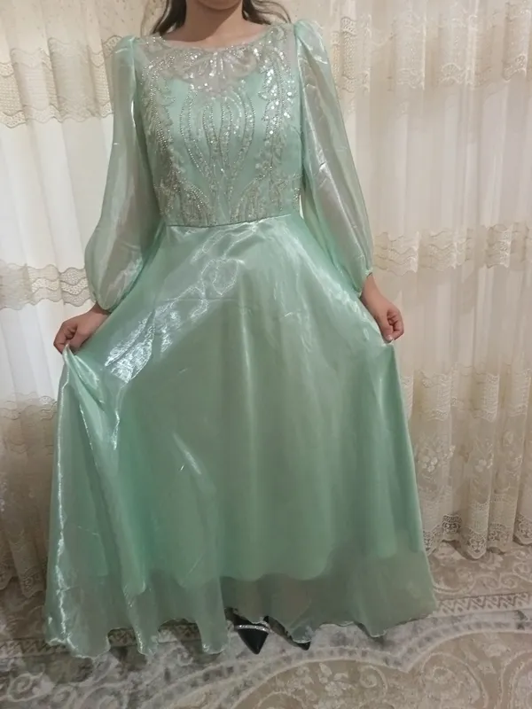 платье новое