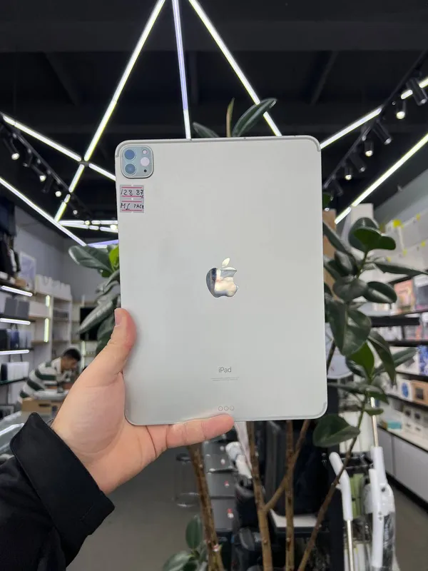iPad Pro 11 M1 1 iPad Pro 11 M1 1