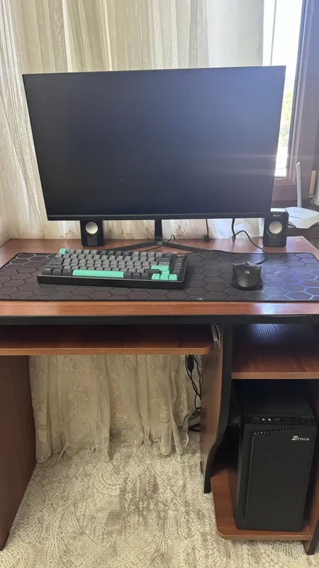 Игровой компьютер (+ стол)