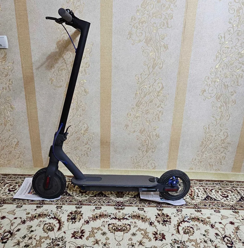 Электронный Самокат Electric Scooter Mi 3 — фото 2 Электронный Самокат Electric Scooter Mi 3 — фото 2