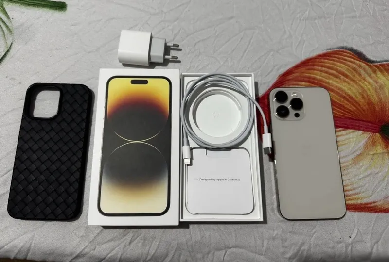 Iphone 14 Pro Max Gold