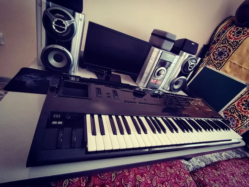 Ensoniq Ts-10 sotiladi Holati yangi — фото 3