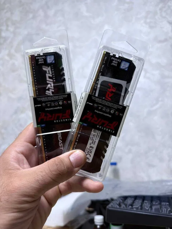 Kingston Fury 32GB (2×16) DDR4 3200MHz — $157 1