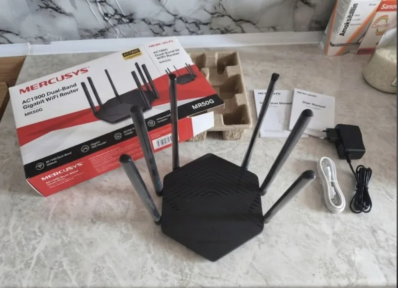 Wi-Fi router Mercusys MR50G (AC1900) Gigabit/Polniy komplekt, karobka