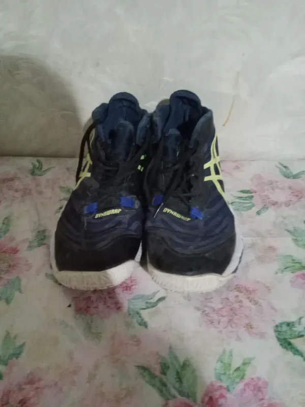 ASICS meta rise