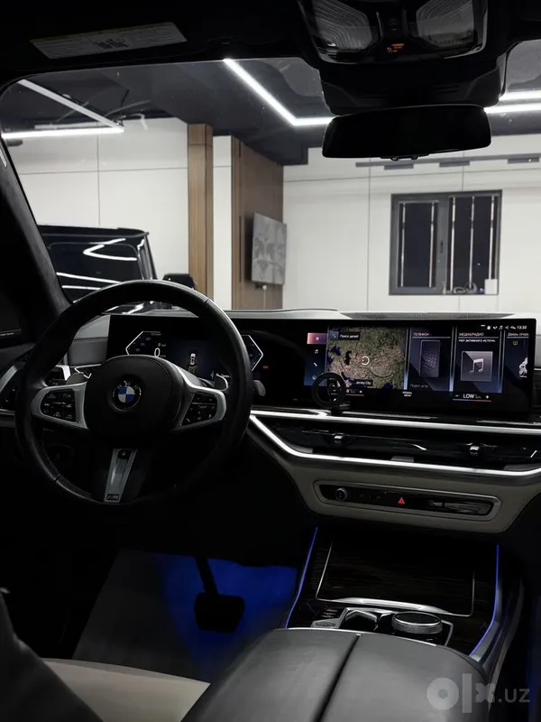 BMW X7 xDrive 40i 8 BMW X7 xDrive 40i 8