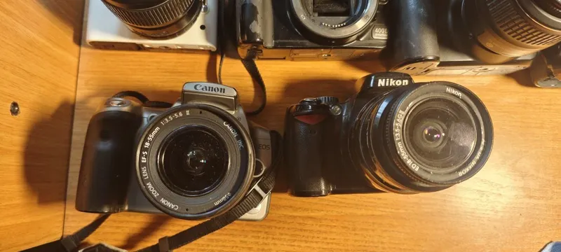 Продам зеркальные фотоаппараты — фото 1