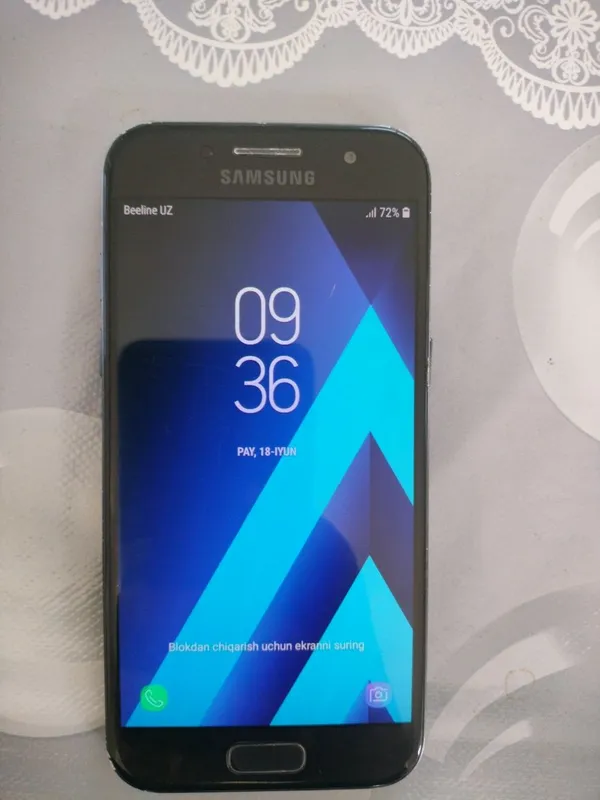Samsung Galaxy A3 2017