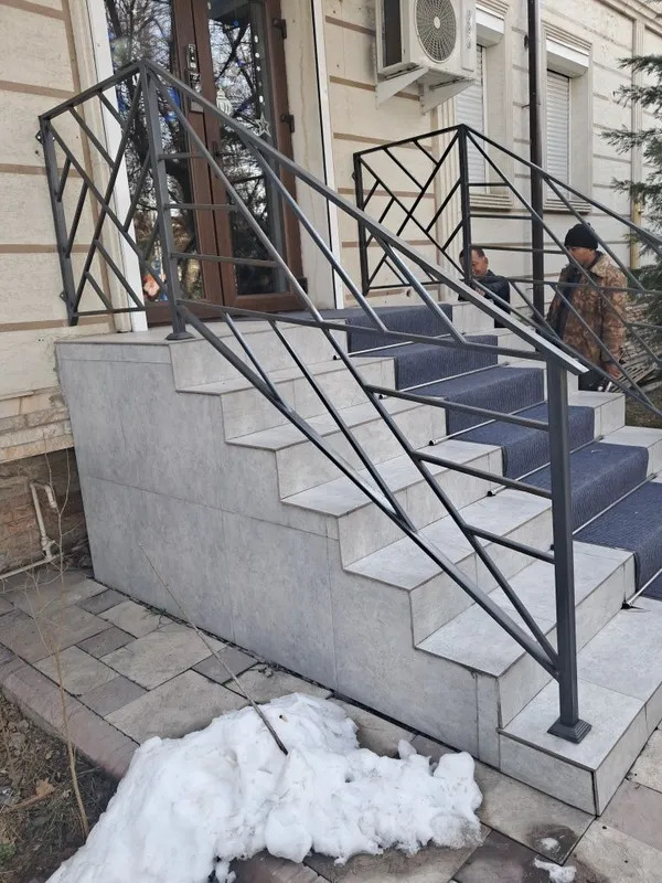 козырок , навес и перила ясаб урнатиб берамиз тез ва арзон — фото 3