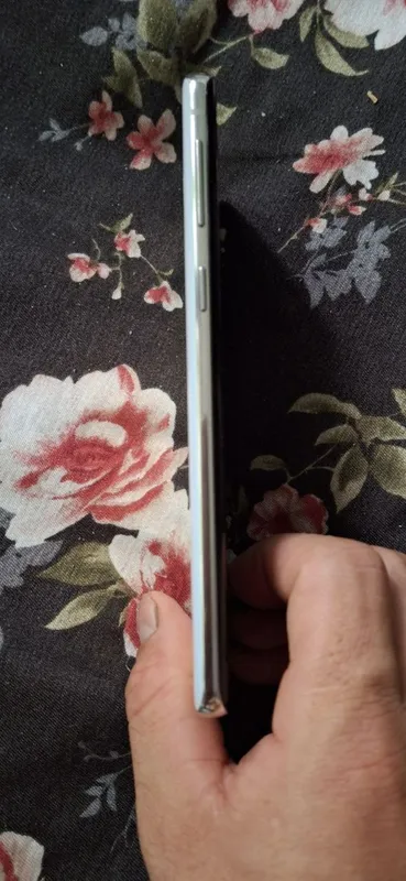 Samsung galaxy S 10 — фото 4