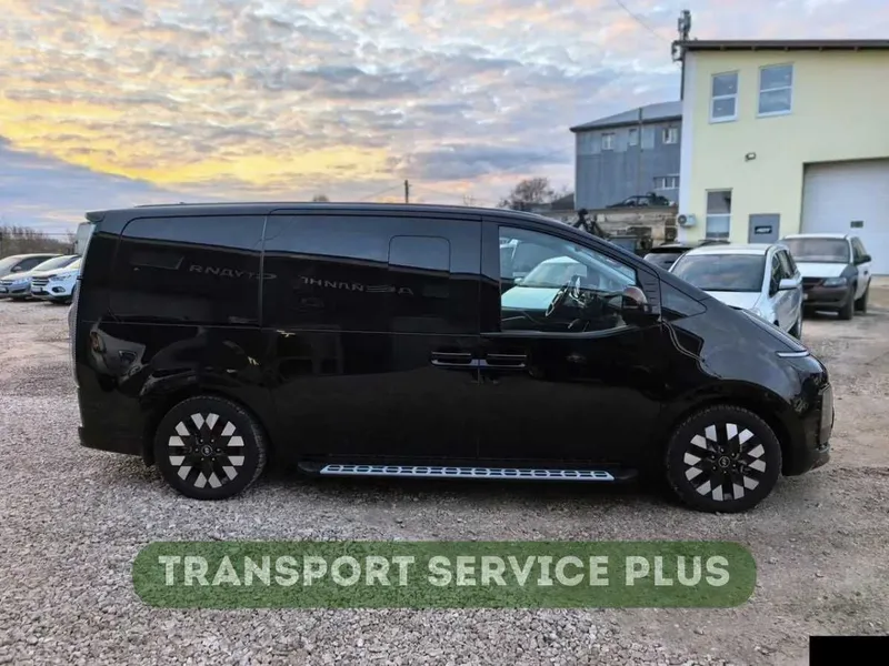 Oʻzbekiston boʻylab istalgan manzildan transfer xizmati Hyundai Staria 2 Oʻzbekiston boʻylab istalgan manzildan transfer xizmati Hyundai Staria 2