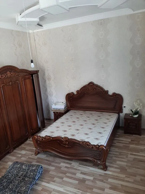 Спальни комплект сотилади