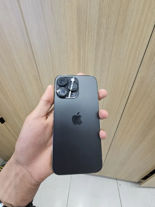 Iphone 14 pro max qora