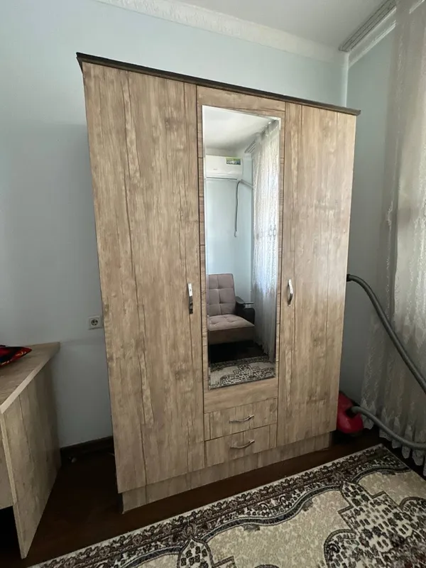 Продам шкаф 1