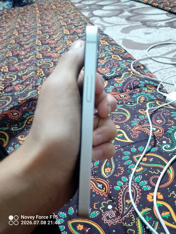 iphone 12 mini 4