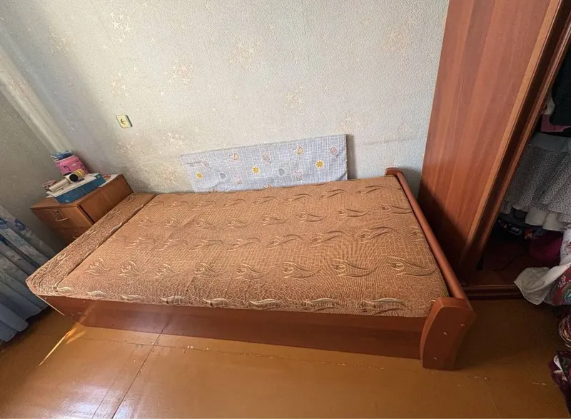 Кровать в хорошем состоянии
