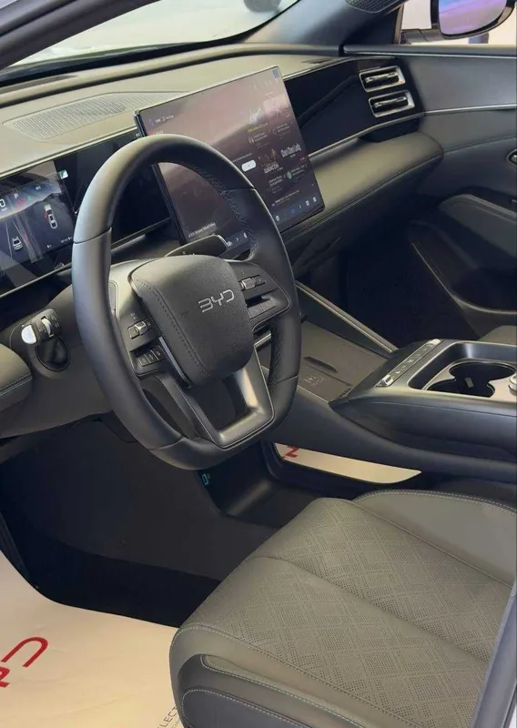 BYD SEAL 6 120km Flagship — фото 2