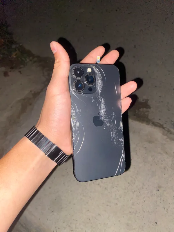 Iphone 13 pro max 6