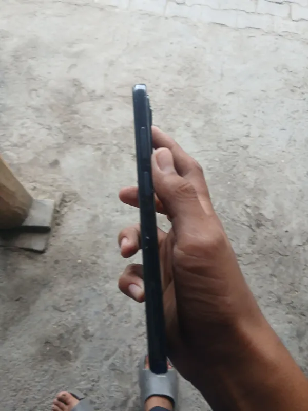 Poco x4pro 5Gsensor singan qoganjoyi yaxshi holata — фото 2
