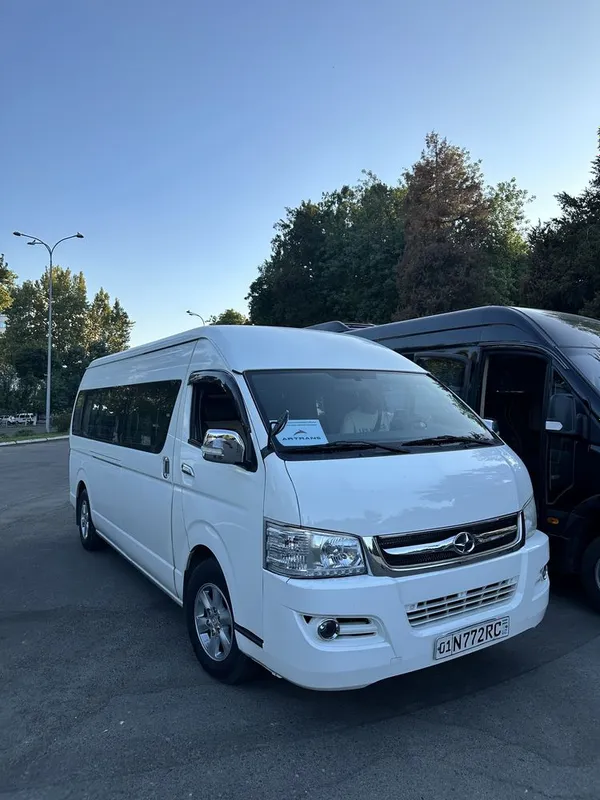 Микроавтобус - 17 мест 1
