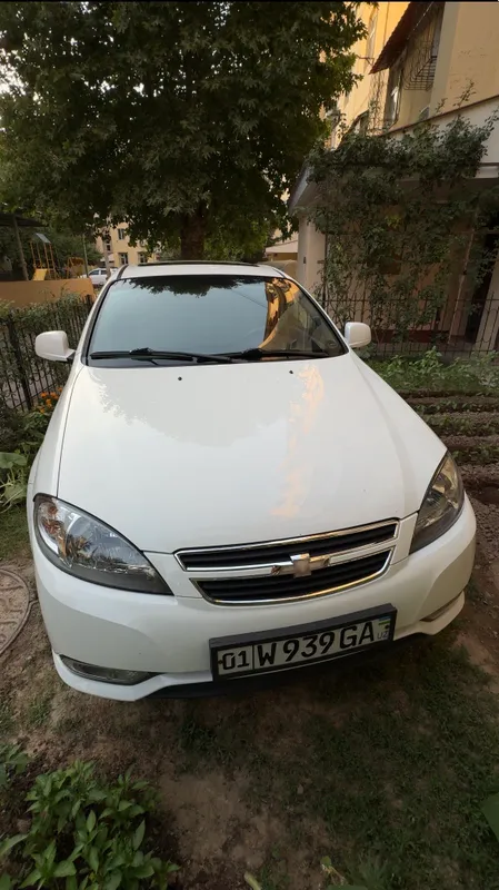 Срочно продаётся Chevrolet Gentra   Год 2017 — фото 3