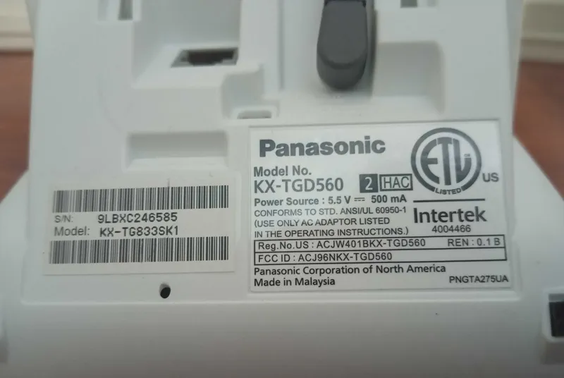 2 tasi 1 da. PANASONIC radiotelefoni: bitta telefon raqamiga ikkita trubka 8 2 tasi 1 da. PANASONIC radiotelefoni: bitta telefon raqamiga ikkita trubka 8