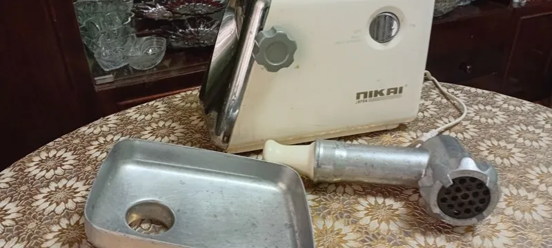 Продаются электрические мясорубки 4 Продаются электрические мясорубки 4