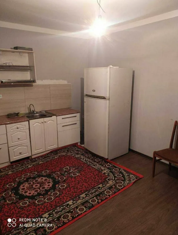 Срочно сдается дом 2 этажа,4 комнаты, 4 сотки.Гулзор махалля
