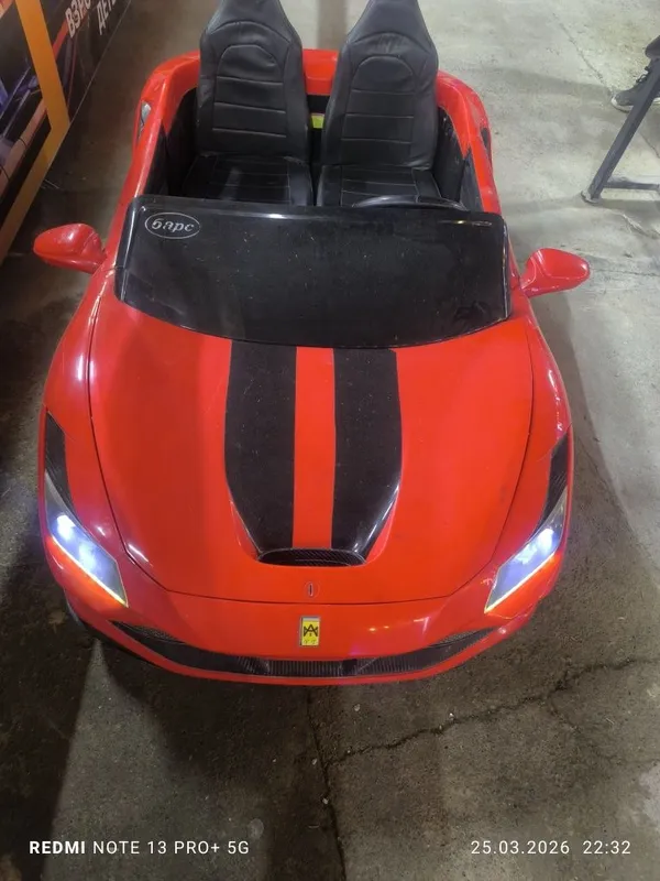 Ferrari детский машина в хорошем состояние грузо подемность 100кг — фото 2