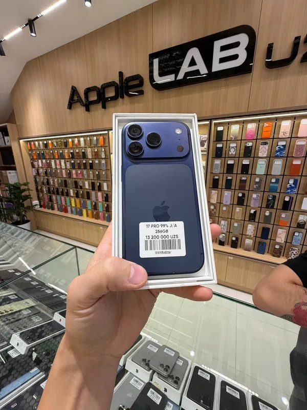 iPhone 17 Pro iPhone 17 Pro