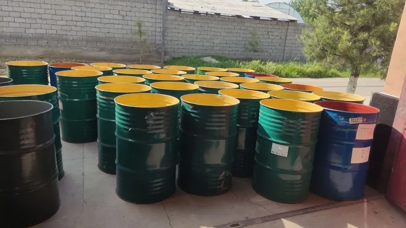 200 litrli Temir bo'chka,pishevoy bo'chka.Xolati Alo 1