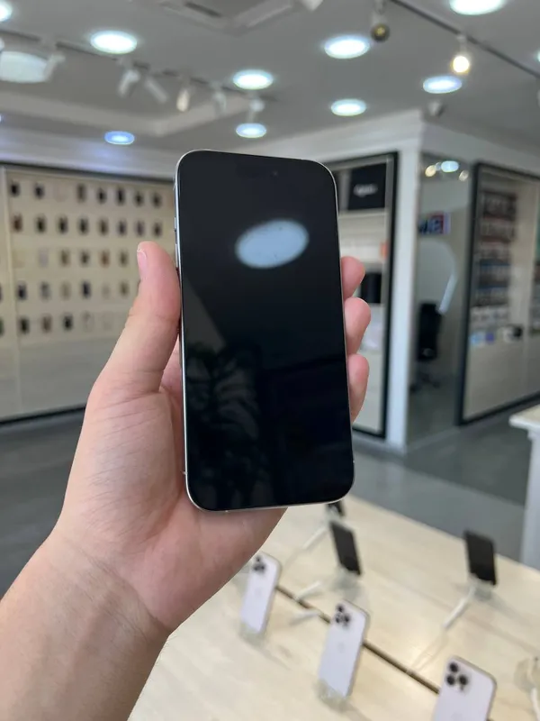 iPhone 15 Pro 2 iPhone 15 Pro 2