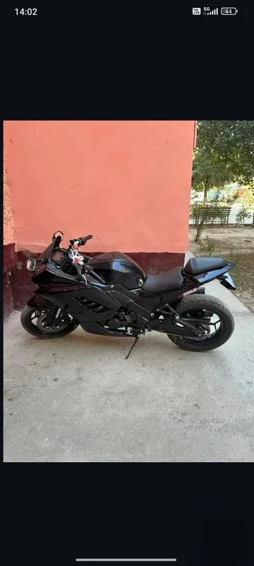Ducati Panigale 250 л.с. 1 Ducati Panigale 250 л.с. 1