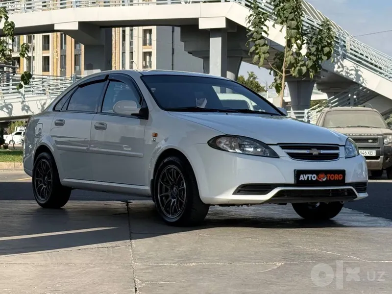 Продаётся Chevrolet Gentra 1.8L мотор коробка 1.6 2017 года 1 Продаётся Chevrolet Gentra 1.8L мотор коробка 1.6 2017 года 1