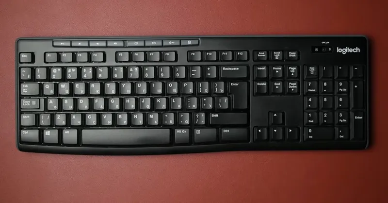Logitech simsiz klaviatura 1 Logitech simsiz klaviatura 1