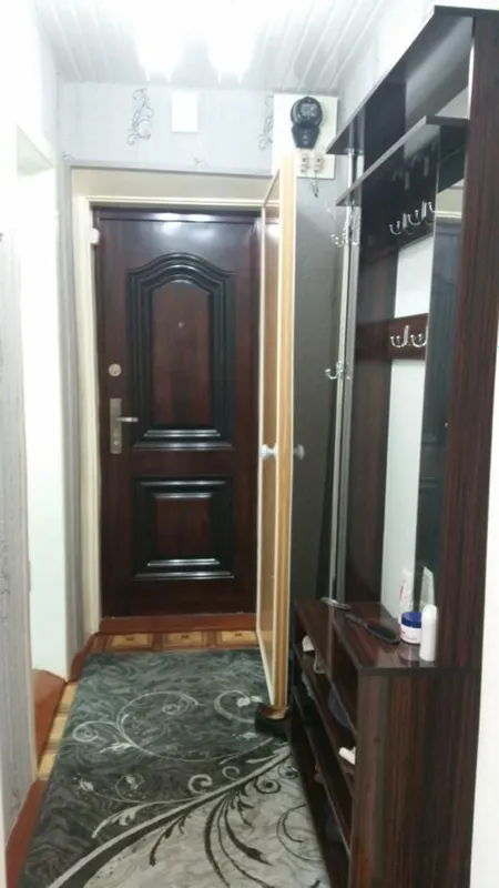 Продаётся своя 2-комнатная квартира По адресу: г.Ахангаран, 1-ый микр 1 Продаётся своя 2-комнатная квартира По адресу: г.Ахангаран, 1-ый микр 1